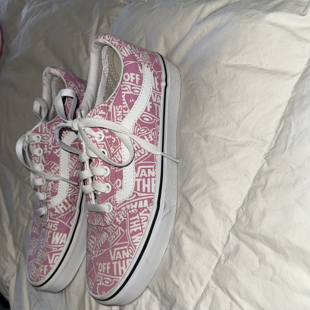 Pink Vans! - Picture 2 of 5